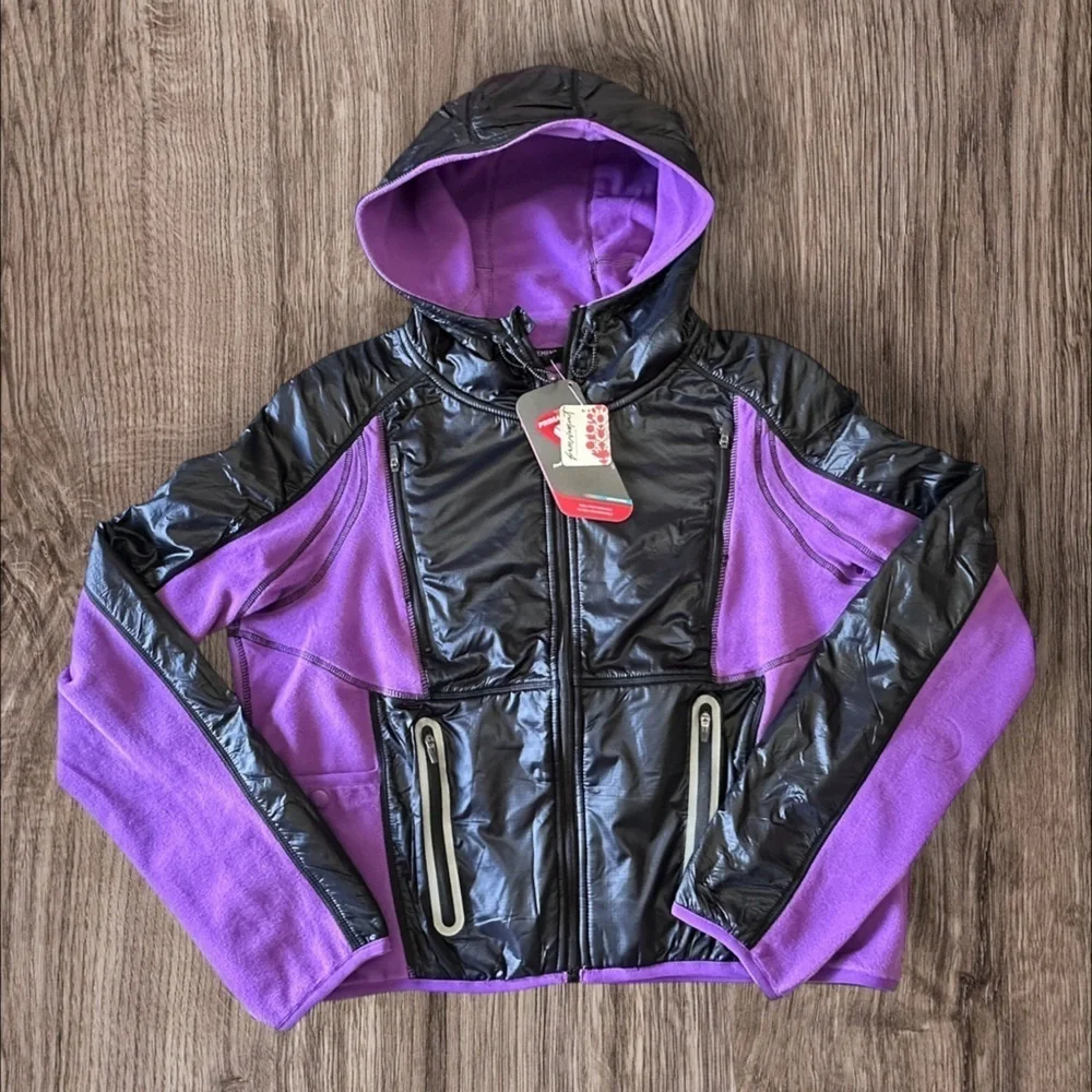 NWT Free People Go The Distance Fleece Jacket in Red Violet/Black Combo